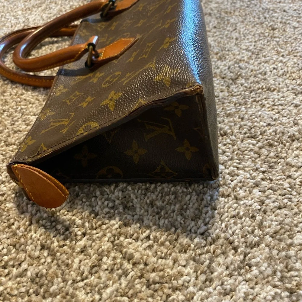 Louis Vuitton Monogram Sac Triangle Handbag - Picture 9 of 11